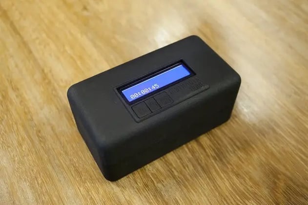 Un dispositivo ayuda a los adictos al teléfono a reconectarse con el mundo