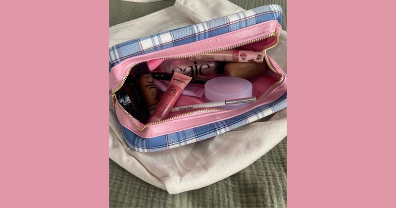 A 5-minute makeup routine that lasts