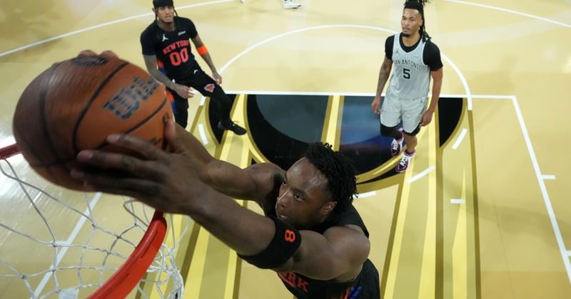 Knicks Outlast Spurs in Electric NBA Cup Final in Las Vegas