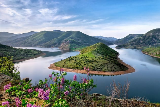 ⛰️ Summer Hikes and Epic Views Await You in Bulgaria 
