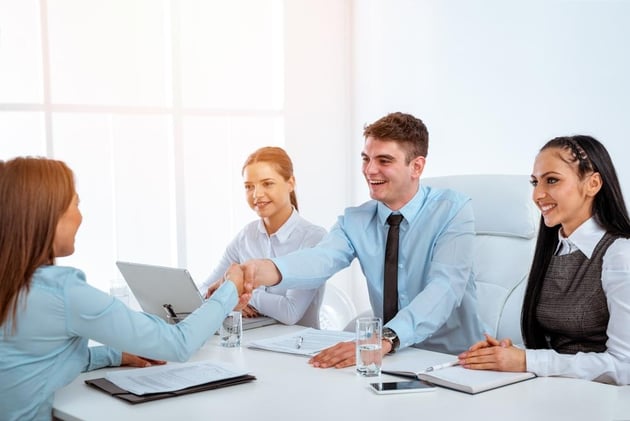 5 Moves to Control Any Room — Use Monday 📊