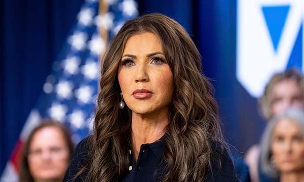 🟠 Noem Faces Impeachment