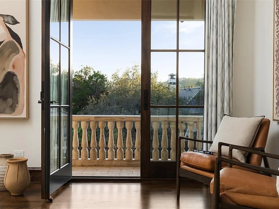 🎸 Just Listed in Austin – Homes with Modern Designs and Hill Country Views