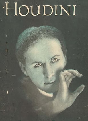 Damn History  #96 / November 2025