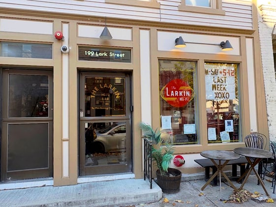 🍸️ The Larkin Hi-Fi comes to a tragic end—for everyone