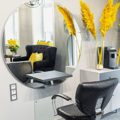This Week's Buzz: Under Lashes, Retail Boosters, and 2024 Wedding Nails