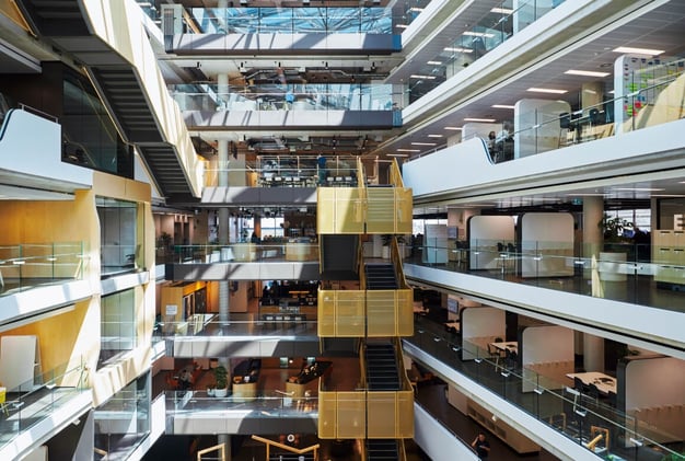 🗞️ Mondayisation