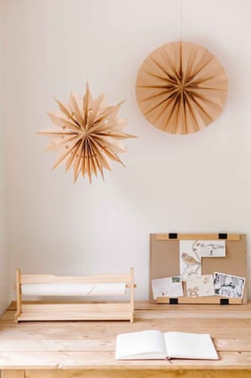 How to transform a plain bulletin board into a chic and personalized memo board.