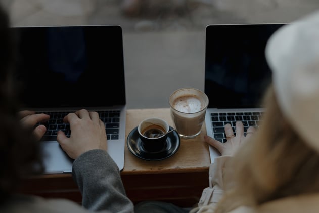 💫 Stop networking, start friend-working