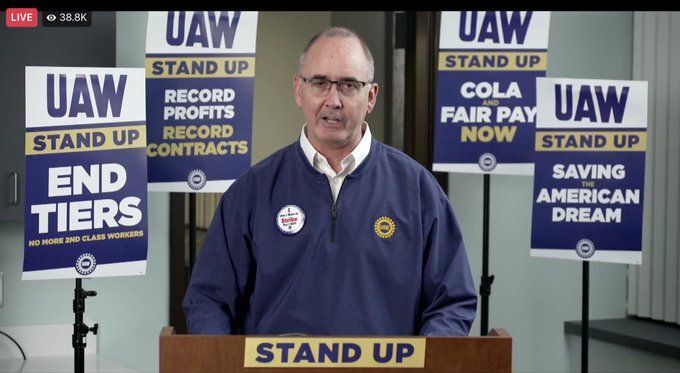 UAW Strike Begins: Impact On Trucking