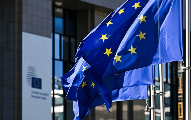 EU Suspends Trade Deal Over Trump’s Greenland Strategy