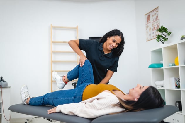 Choosing Between a Chiropractor and a Physical Therapist