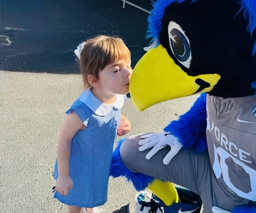 LEADERS, STOP THE SOCIALISM CLIMB AND GIVE YOUR EMPLOYEES STOCK