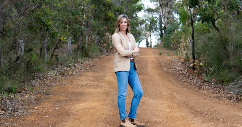 📸 What happens when the agent takes the photos