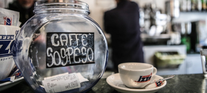 Você pagaria café para um estranho?