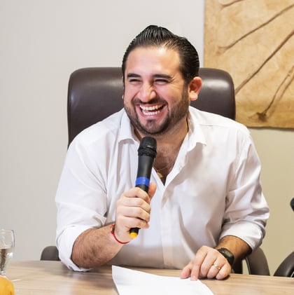 Jordy Abraham asume la presidencia de CETUR