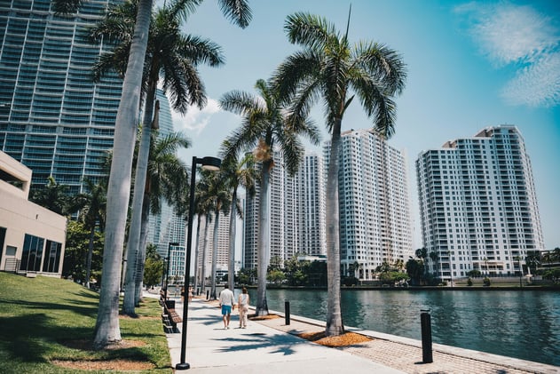 Florida Senate panel advances litigation funding bill