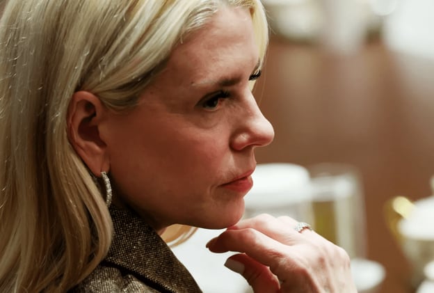 Pam Bondi Says Somali Fraud Cases in Minnesota Are Just Beginning