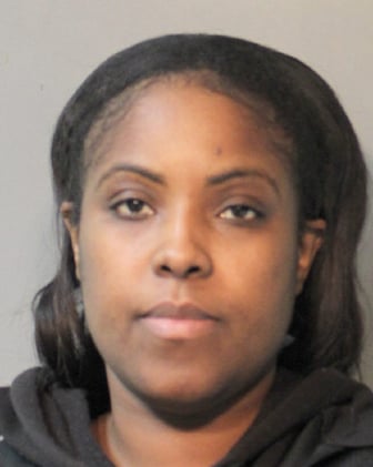 Queens Woman Charged with Kidnapping After Fleeing Barnes & Noble With Child, Tracked by Police Helicopter to Roosevelt Field Mall