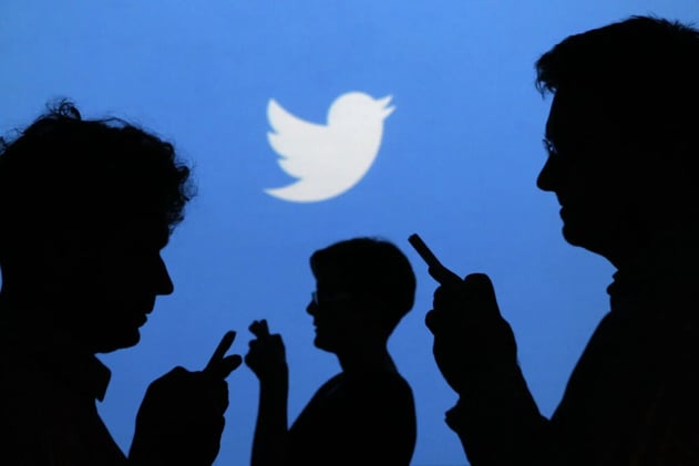 Cómo se esparce la información falsa en Twitter, y cómo se corrige