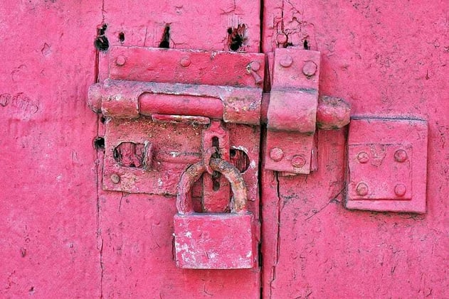 Ep. 8: How to Set Up a Secure Phone