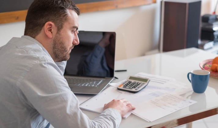 6 Tips to Avoid an Unexpected Tax Bill from Your Side Hustle