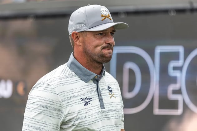 Heckler Pushes Bryson Too Far - LITE