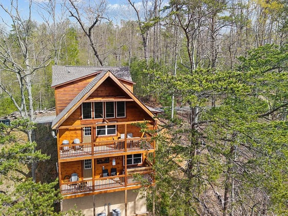 🏔️ Lake & Mountain A-Frames: Your Next Getaway Awaits