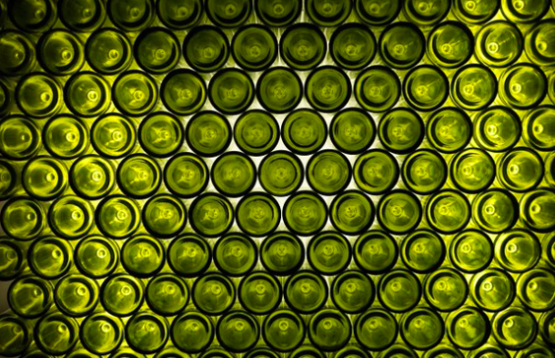 Sustainable Wine Roundtable unveils inaugural sparkling wine report // Italian Wine Podcast stands with Friuli winery devastated by landslide