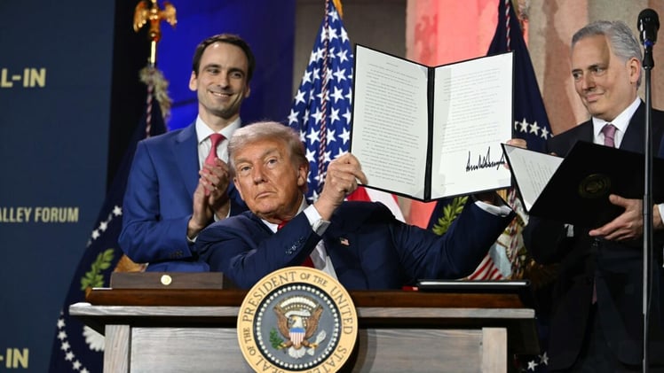 🎯 Trump’s AI Takeover Plan!