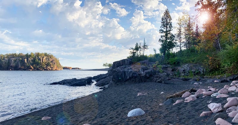 🍷Cliffs, Corks & Country Music