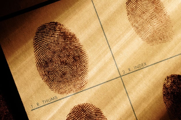 🧬Fingerprint is not always unique