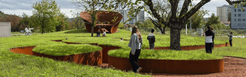 Ford imagina el futuro eléctrico, Doshi inaugura su último edificio y Hiperlocalidad abre sus puertas