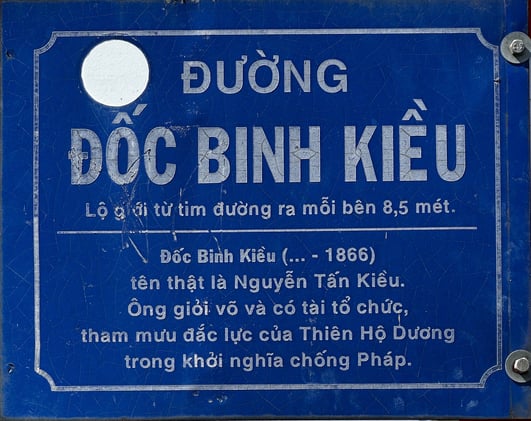 Doc Binh Kieu