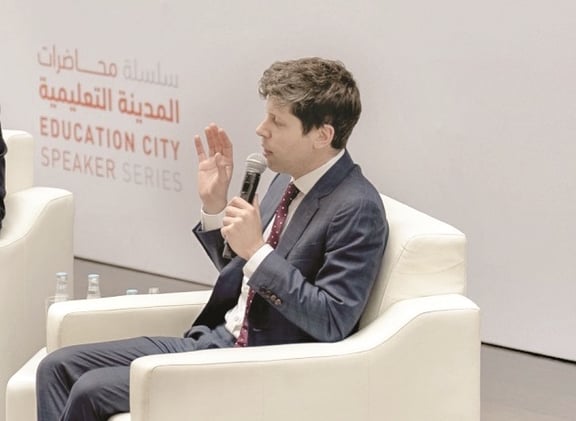 ألتمان يطارد المليارات في منطقتنا لتصنيع الرقائق