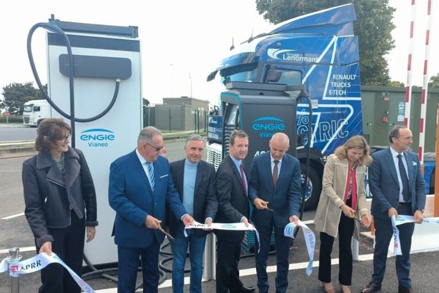 Tratons Grenzwerte-Kritik vs. MAN-Serienstart, Paris-Lyon Korridor & MCS in Spanien