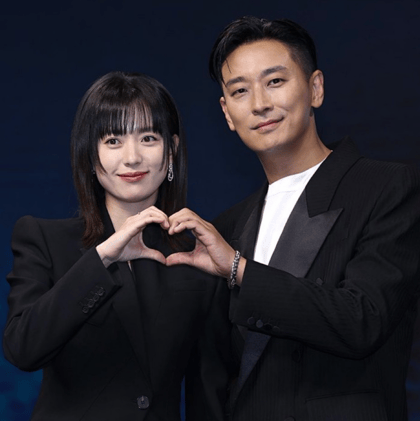 ☕️ JU JI HOON & HAN HYO JOO Go "Blood Free" This Week + Baeksang Noms are Here!