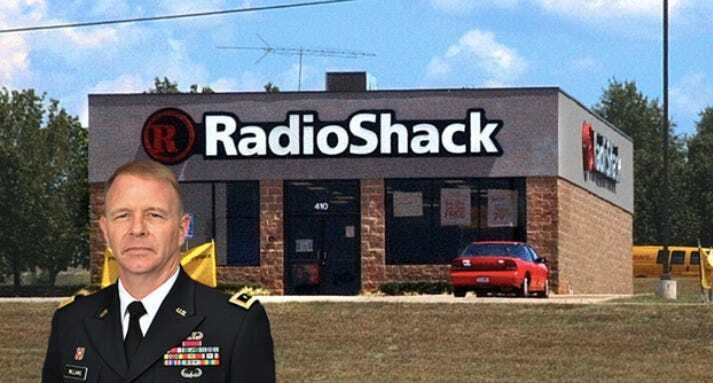 Radio Shack manager refuses to give National Guard general time off for drill
