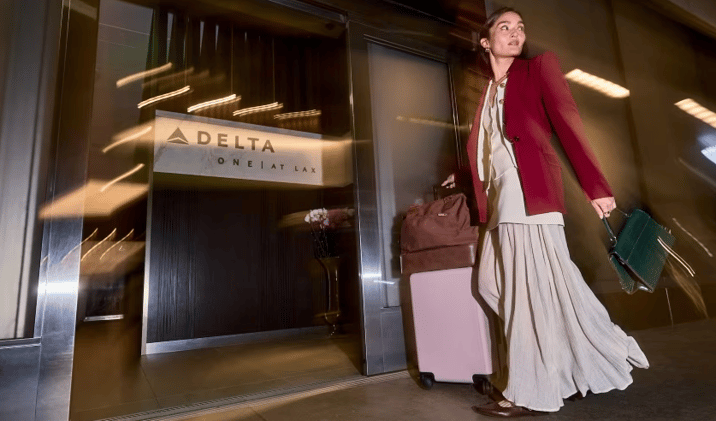 The Sky-High Divide $UAL $DAL