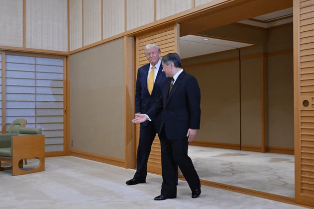 Trump Welcomed by Japanese Emperor Ahead of Critical Xi Jinping Summit