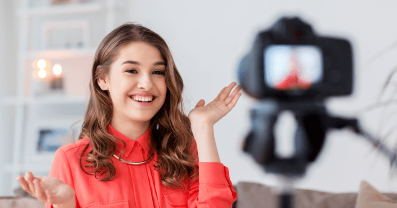 🎥 Why 60-second videos are crushing B2B marketing (+ AI personalization secrets)