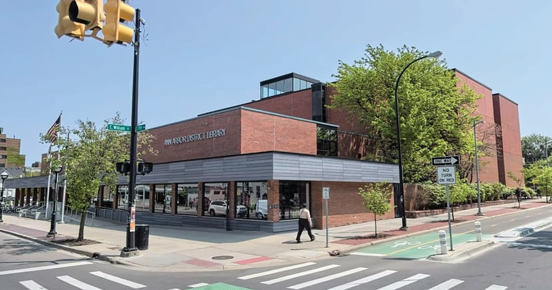 The First Of Three Downtown Library Lobby Shops Opens