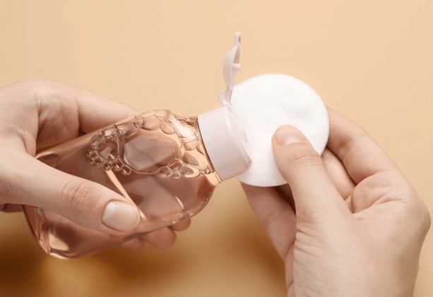 Toner or Astringent? Your Guide to Healthier Skin