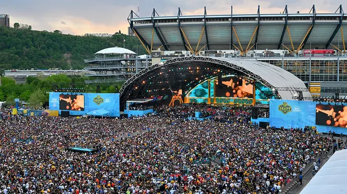 Pittsburgh breaks NFL Draft attendance record