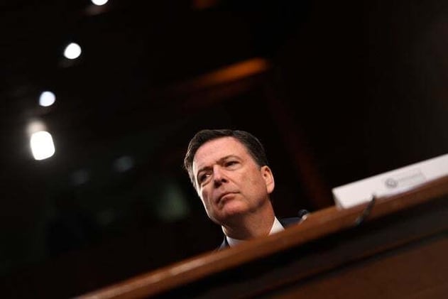 Women ‘Quiet Quitting’ Marriages | Try ‘Fart Walking’ | Melania Trump’s Christmas Ready