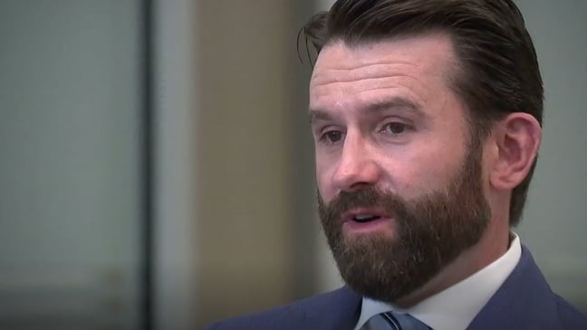 Charlie Ergen gets ready to chuck quarterly earnings, Wall Street dismisses another perfect quarter by The Trade Desk, and YouTube and Disney keep our sports off the air like they just don't care