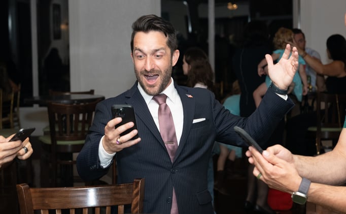 Nesta and Moore make mayoral runoff, Apopkans vote to keep strong mayor form of government