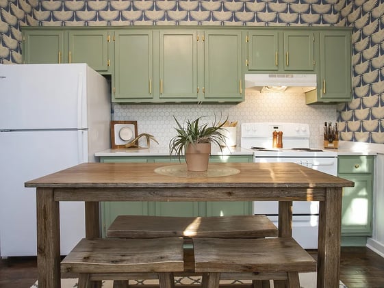 🌿 Nashville Living at Its Best – Open Floor Plans, Big Porches, and City Convenience