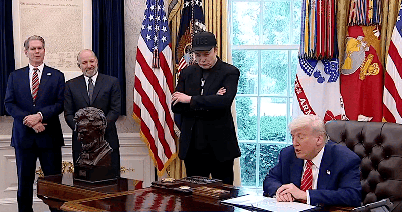 ❶ Trump gives Elon Musk gift at Oval Office farewell, Supreme Court hands Trump legal win in crackdown on illegal immigration, trade talks with China on cusp of falling apart, and what scientists believe caused the catastrophic glacier collapse in the Swiss Alps