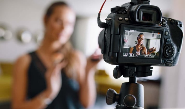 How Beginners Can Earn Money with YouTube